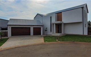 4 Bedroom House in Midstream Ridge Estate