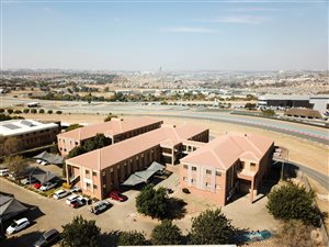 3539 m² Office Space in Kyalami