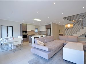 3 Bed Cluster in Bryanston East