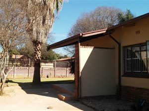 3 Bed House in Daspoort