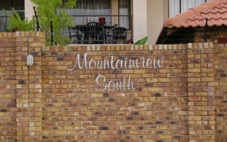 2 Bedroom Apartment in Wilgeheuwel