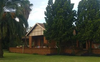 8 ha Farm in Kameeldrift East