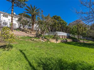 5 Bed House in Higgovale