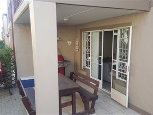 2 Bed Apartment in Rynfield
