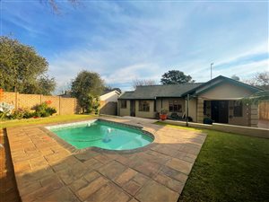 3 Bed House in Woodmere