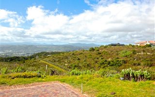 1057 m² Land available in Fernwood