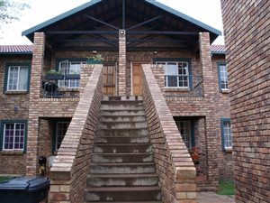 2 Bed House in Elarduspark