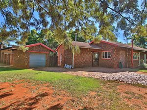 2 Bed House in Allens Nek