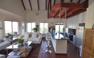 3 Bedroom Apartment in Hout Bay and surrounds