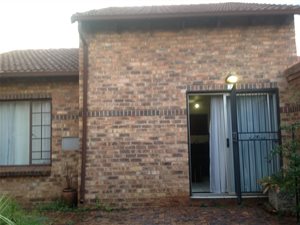 3 Bedroom Duplex in Highveld