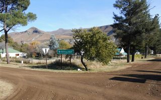 535 m² Land available in Maclear