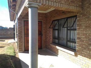 3 Bed House in Geluksdal