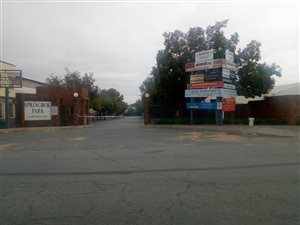 30000 m² Industrial space in Industria West