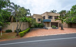 4 Bedroom House in Sunningdale