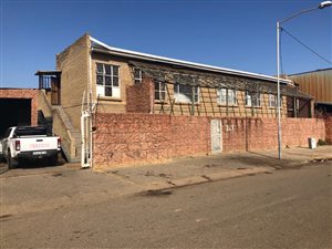 1337 m² Industrial space in Despatch