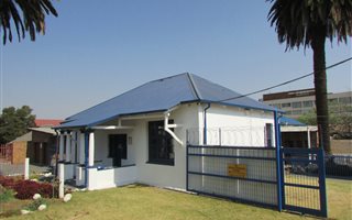 450 m² Office Space in Alberton