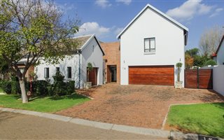 4 Bedroom House in Southdowns Estate