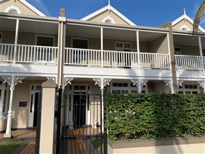 3 Bed Duplex in Point Waterfront