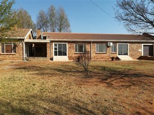 3 Bed House in Thatchfield