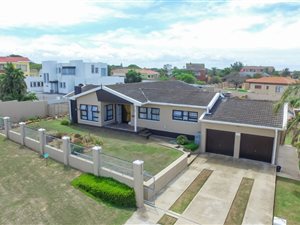 4 Bed House in Bluewater Bay