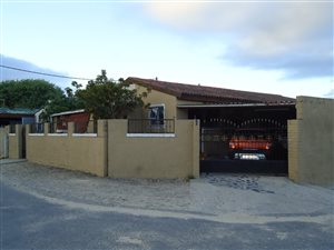 4 Bed House in Roosendal