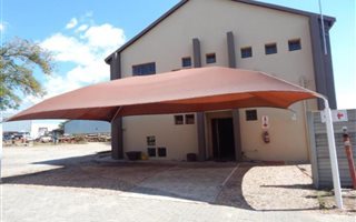 602 m² Office Space in Ladanna
