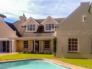 4 Bed House in Tokai