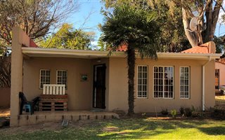 1 Bedroom Garden Cottage in Muldersdrift