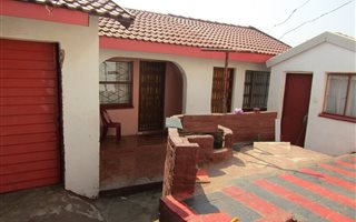 2 Bedroom House in Atteridgeville