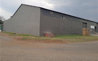 950 m² Industrial space in Primrose