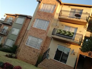 2 Bed Apartment in Krugersdorp Central