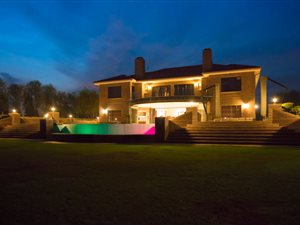 5 Bed House in Marlbank
