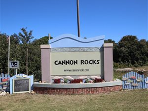 934 m² Land available in Cannon Rocks