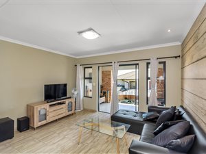 2 Bed Apartment in Erand Gardens