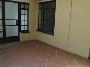 2 Bed Garden Cottage in Montgomery Park