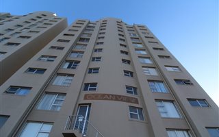 1 Bedroom Apartment in Bloubergrant