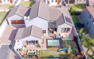 4 Bedroom House in Amberfield