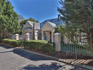 4 Bed House in Die Boord