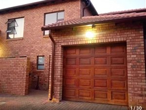 3 Bed Townhouse in Willow Park Manor
