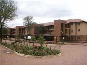 2 Bed Townhouse in Lephalale (Ellisras)
