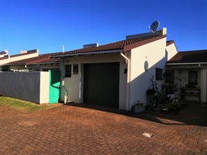 3 Bed Townhouse in Manaba