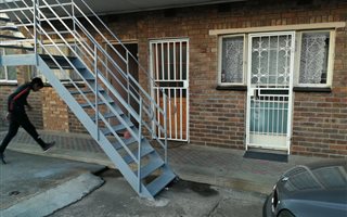 2.5 Bedroom Apartment in Benoni Central