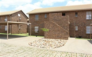 2 Bedroom House in Cultura Park