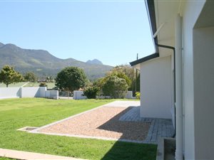 3 Bedroom House in Twee Rivieren