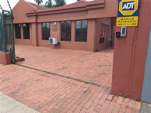 200 m² Commercial space in Norwood