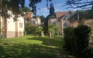 3 Bedroom Townhouse in Rietvalleirand