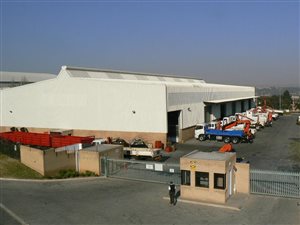 3400 m² Industrial space in Longmeadow