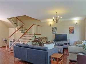 3 Bed Duplex in Bryanston