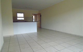 2 Bedroom Apartment in Grobler Park