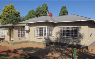 1 Bedroom House in Colbyn
